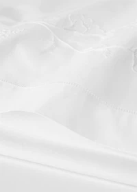 Cotton top sheet with hand-embroidered flower for 135/140 cm bed
