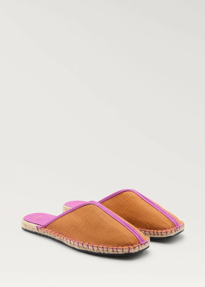 Two-tone sneakers with spade detail