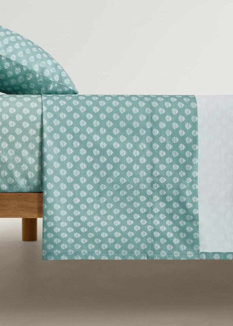 Cotton percale small-flower top sheet for crib