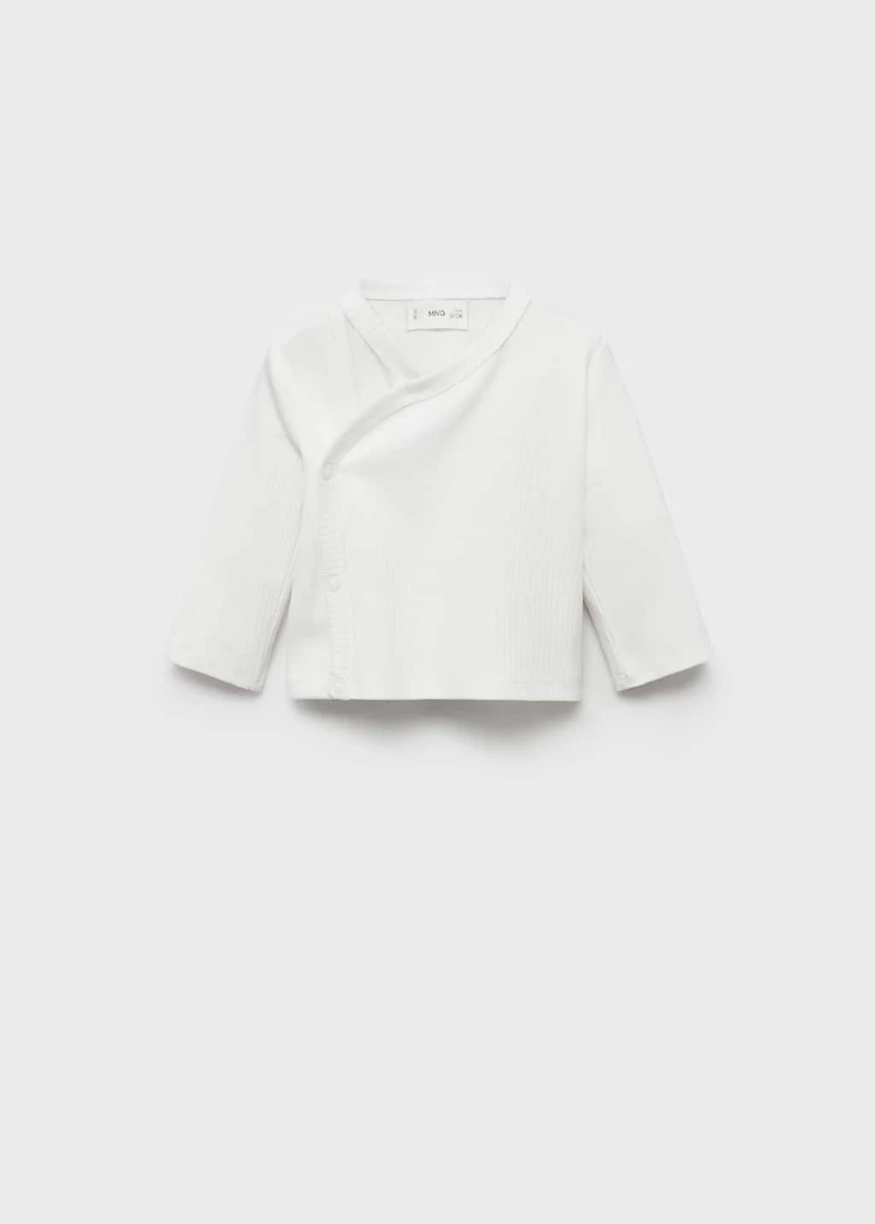 V-neck T-shirt