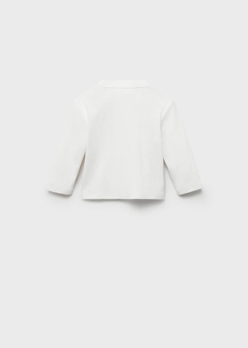 V-neck T-shirt