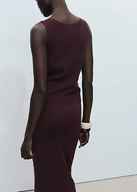 Fine ribbed knit top
