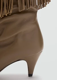 Leather ankle boot with fringe heel
