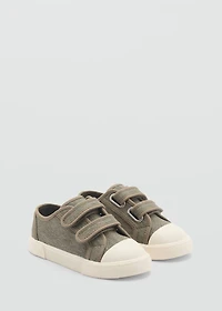 Velcro fastening straps sneakers