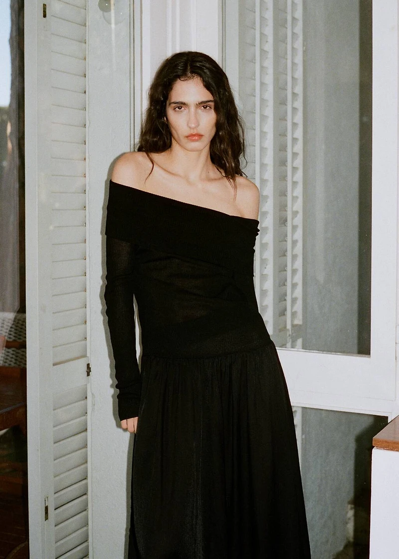 Off-the-shoulder dress combined fabric