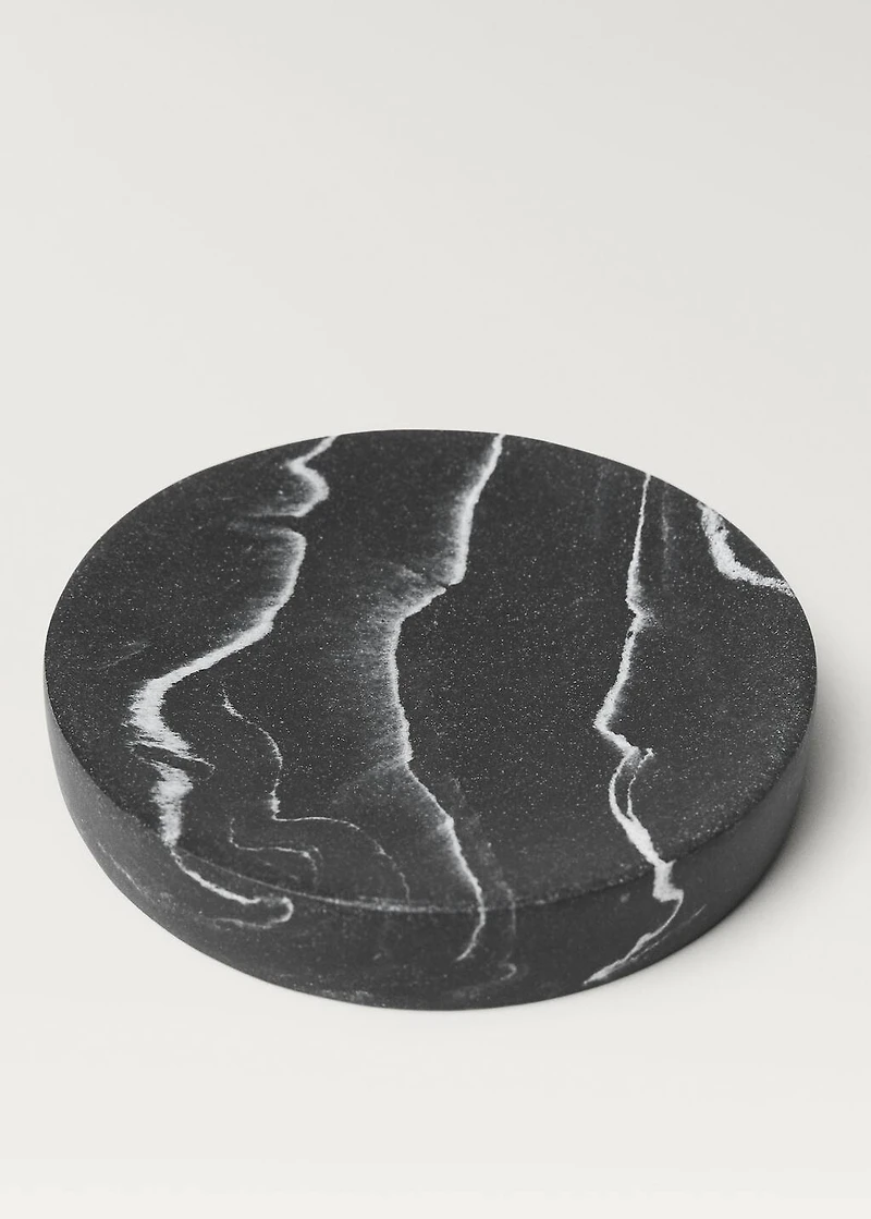 Marble-effect soap dish