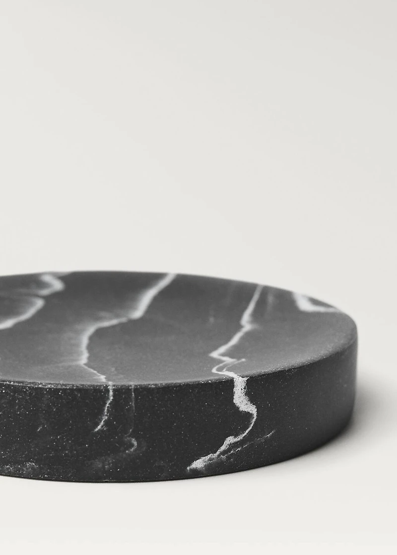Marble-effect soap dish