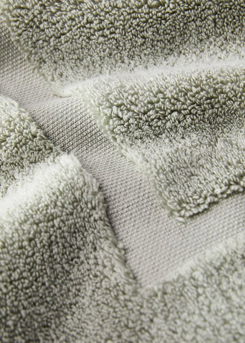 Soft cotton bath mat