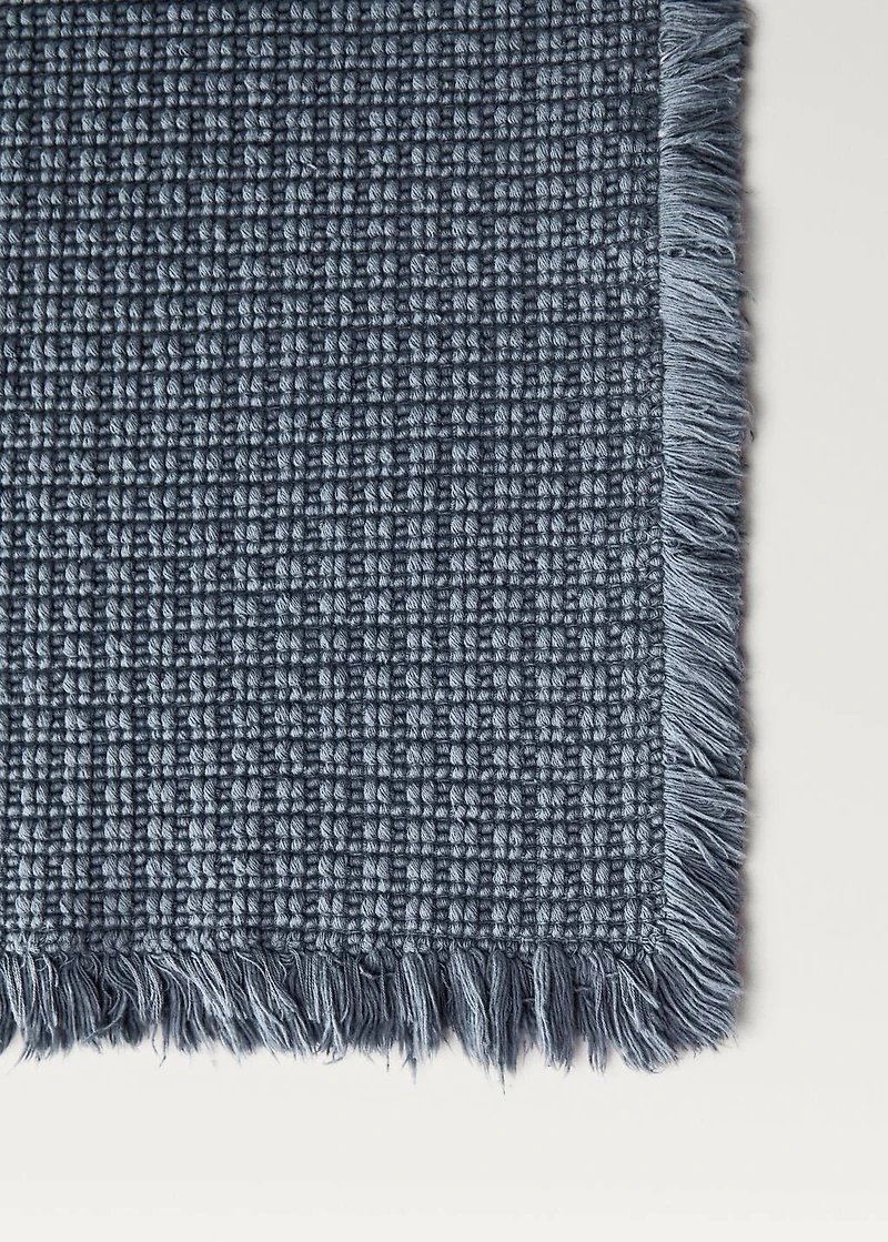 Geometric fringed bath rug