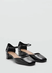 Patent leather-effect heeled shoes