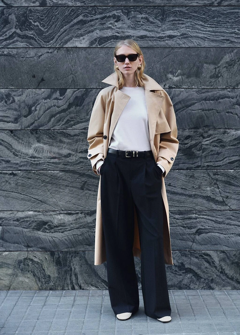 Wide leg pleated pants