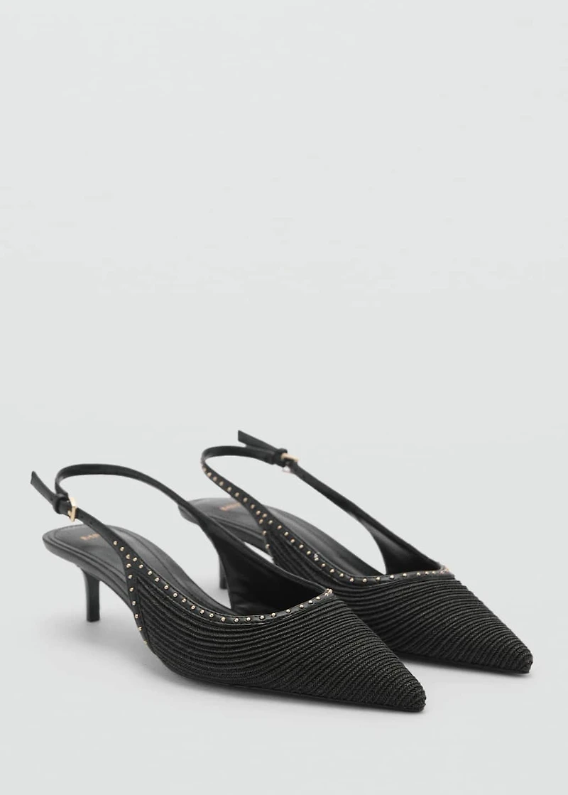 Natural fiber kitten-heel shoes