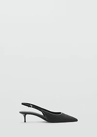 Natural fiber kitten-heel shoes