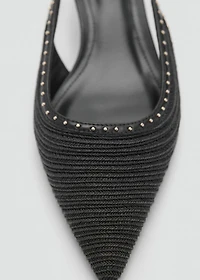 Natural fiber kitten-heel shoes