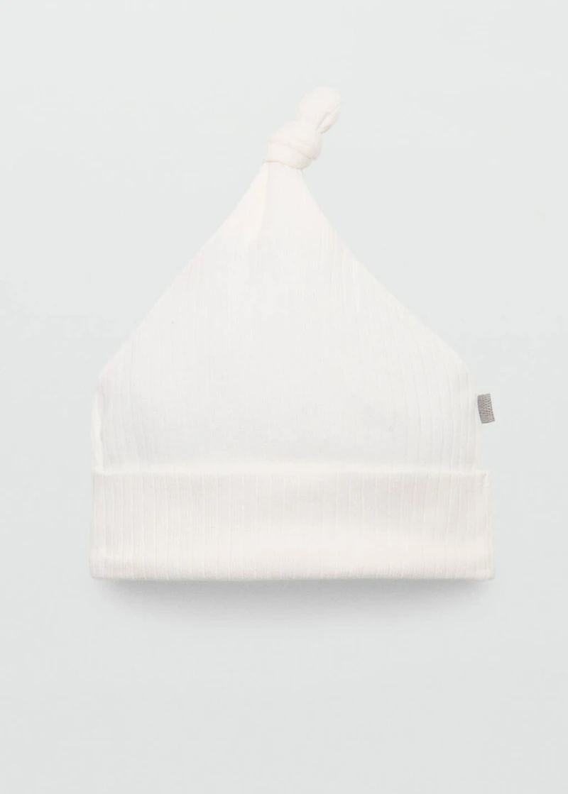 Hat with knot detail