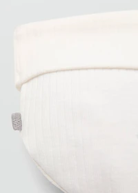 Hat with knot detail