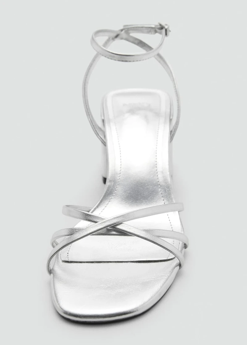 Crossed strap heeled sandal