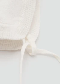 Knitted bonnet