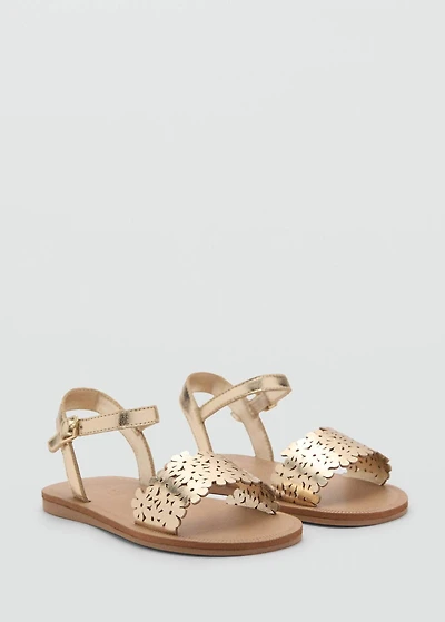 Sandals with metallic flower