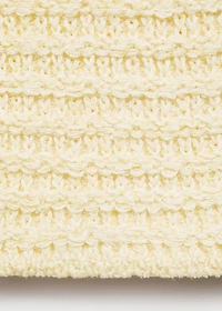 Knitted cardigan with jewel button