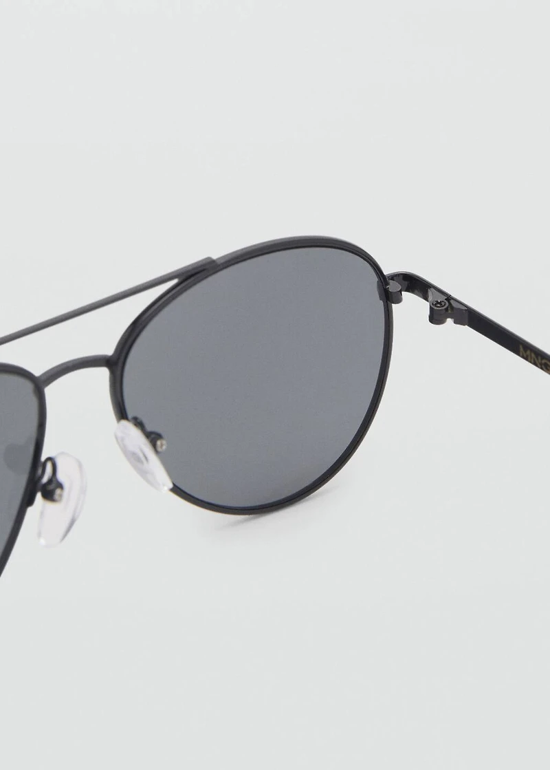 Aviator sunglasses
