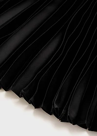 Straight pleated skirt