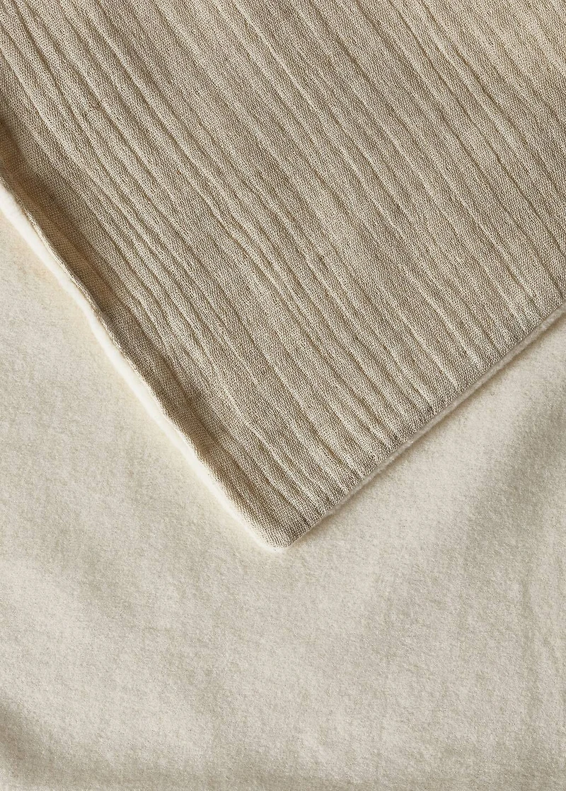 Soft reversible children's blanket