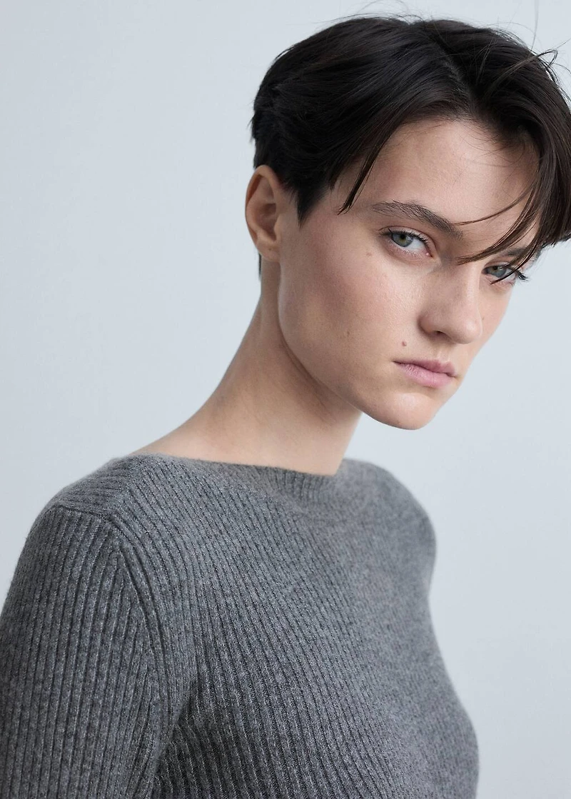 Boat neck ribbed sweater