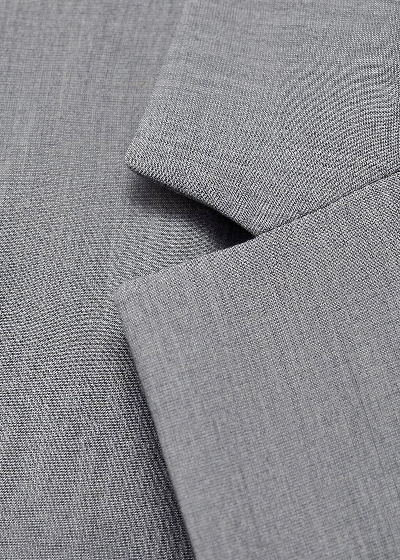 Fitted suit jacket