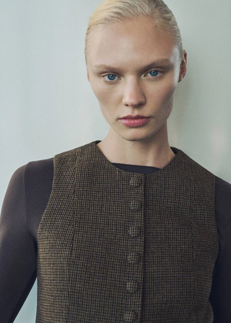 Micro-houndstooth wool vest