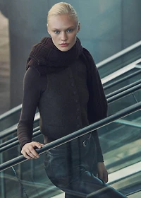 Micro-houndstooth wool vest