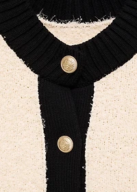 Contrasted buttons jacket
