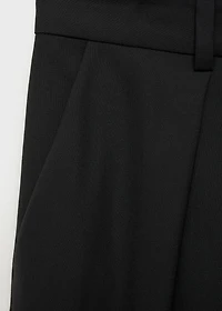 Straight-fit pleated pants