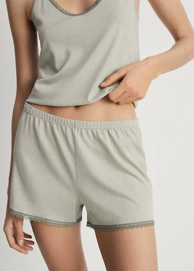 Cotton pajama shorts with lace contrast