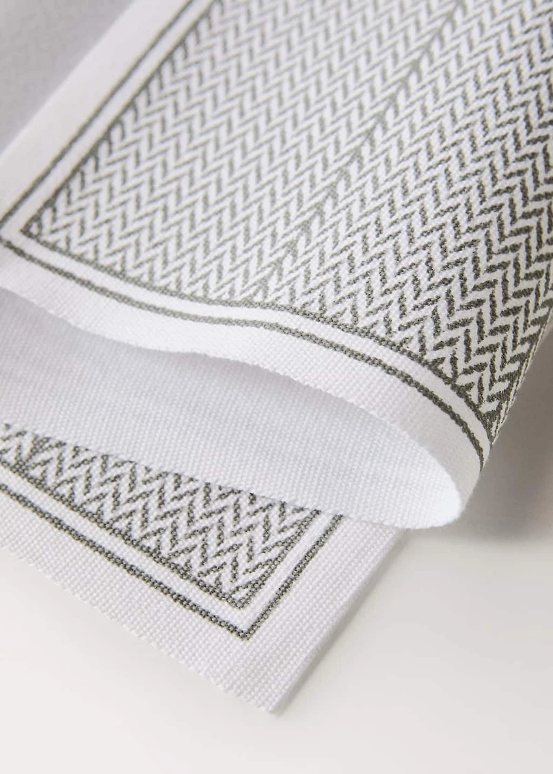 Geometric print placemats