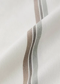 Cotton yarn-dyed striped tablecloth for 6 to 8 diners