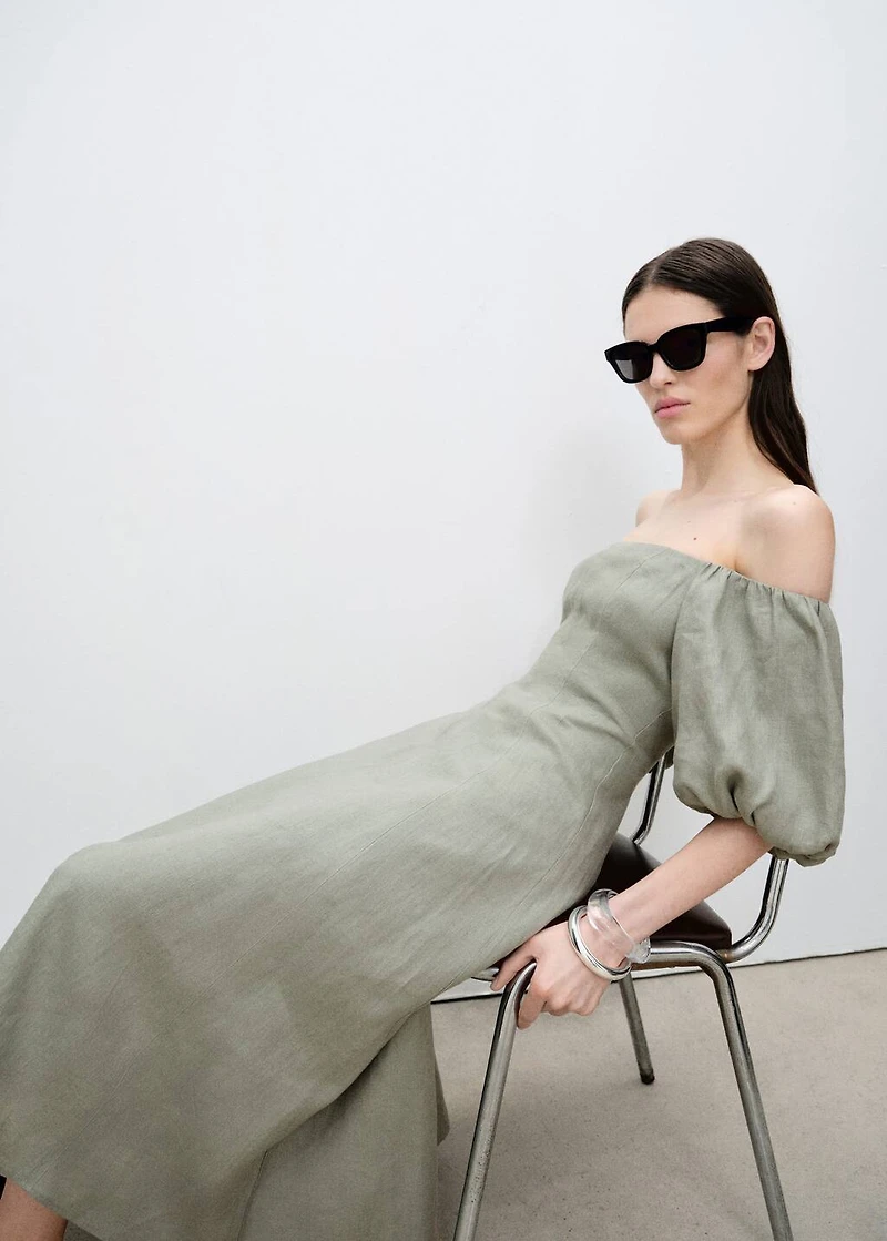 Puffed-sleeve linen dress