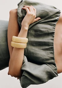Puffed-sleeve linen dress