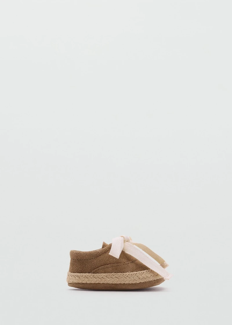 Bow leather shoes