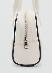 Shoulder bag with printed message