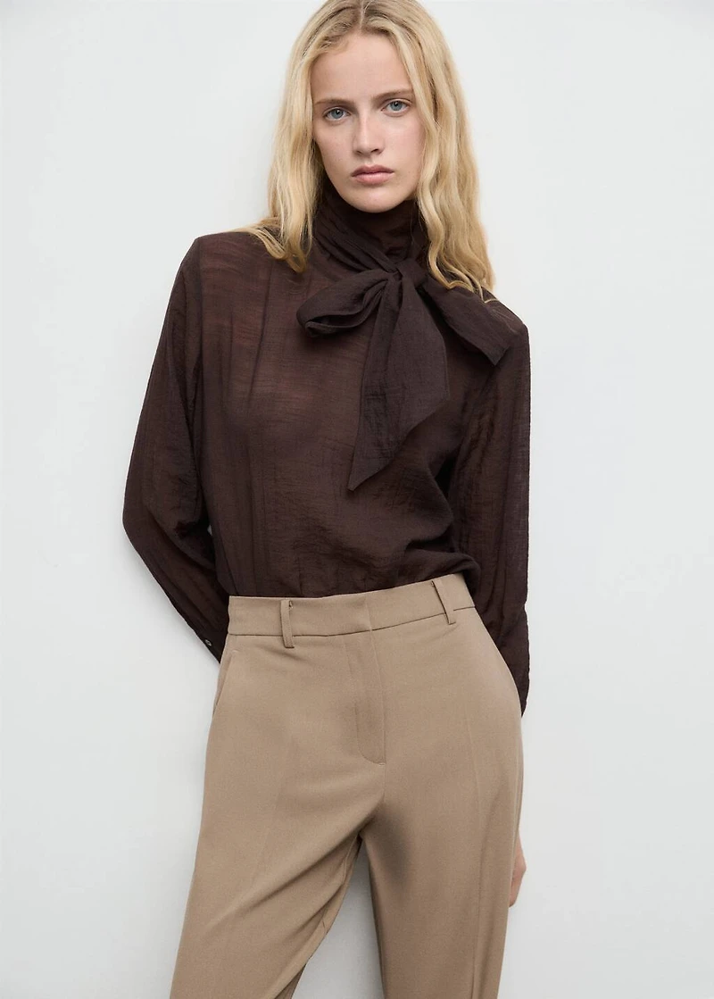 Straight mid-rise pants