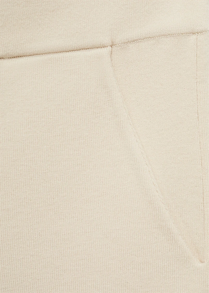 Ribbed knitted shorts