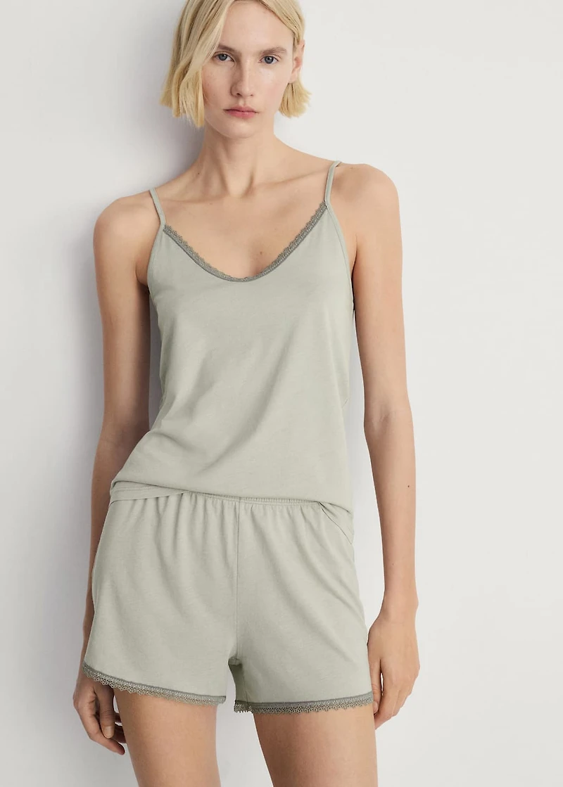 Cotton pajama top with lace contrast