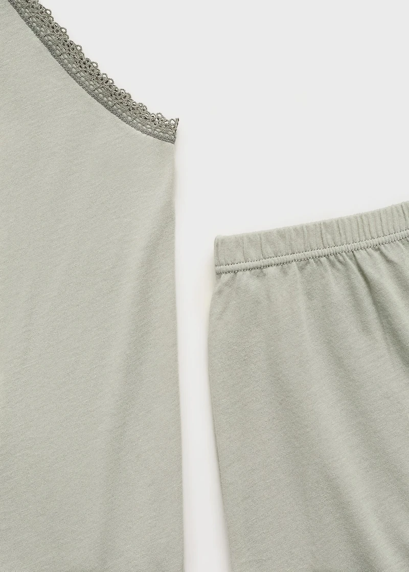 Cotton pajama top with lace contrast