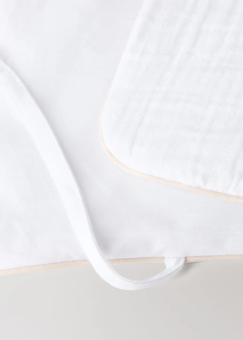 Portable chiffon baby changing mat