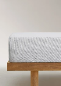 Cotton striped fitted sheet for crib