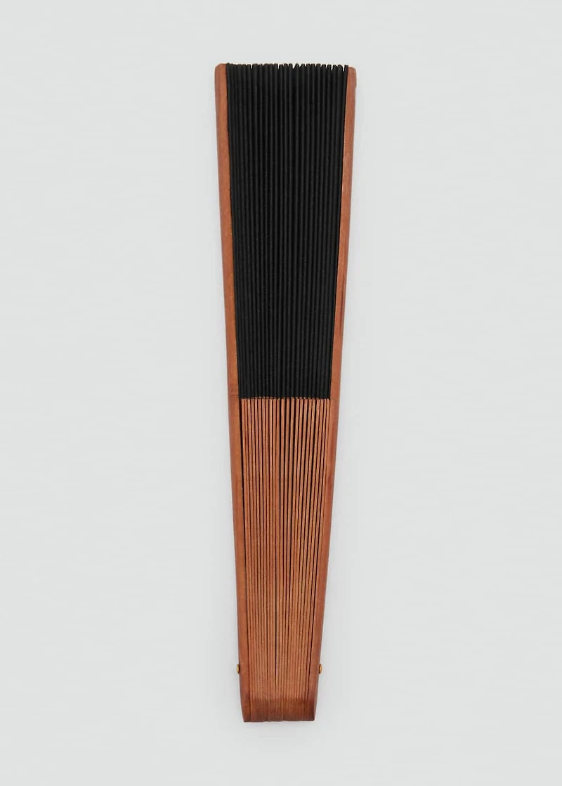 Smooth wooden fan