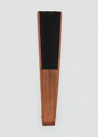 Smooth wooden fan