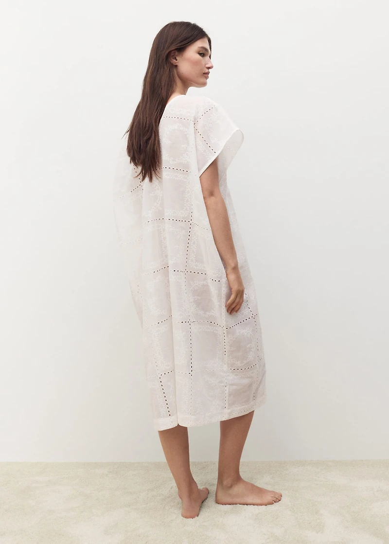 100% ramie embroidered caftan