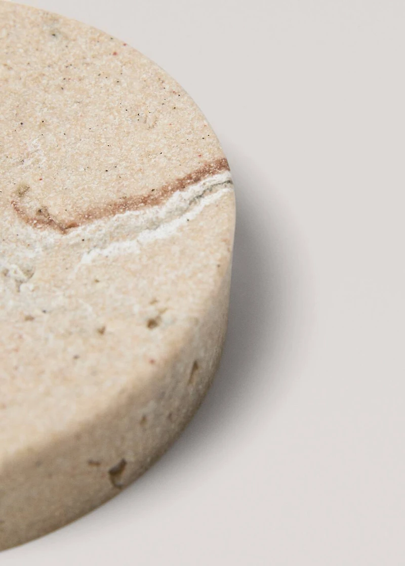 Marble-effect resin soap dish